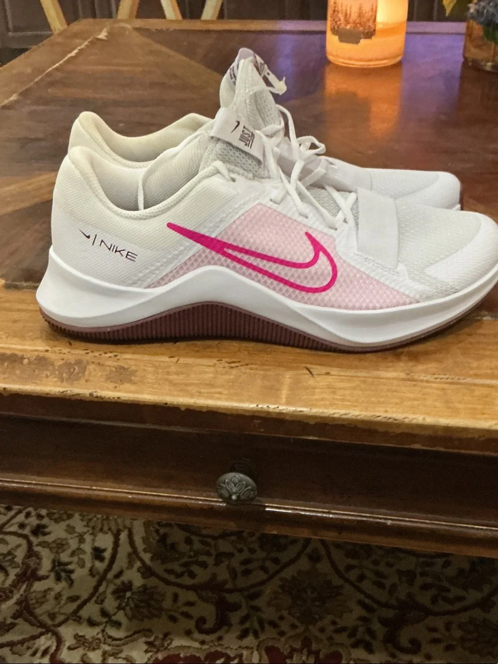 Nike women’s mc trainer - White Sneakers with Pink Swoosh